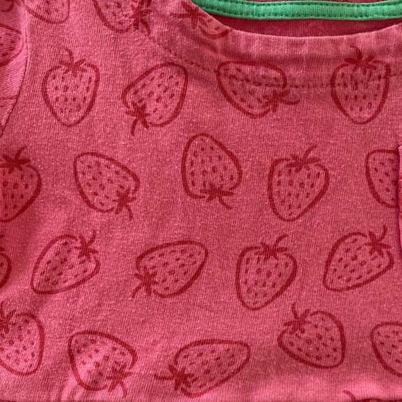 Mini Boden Girl's Dress StrawberrySize 4-5 Years - Picture 2 of 5